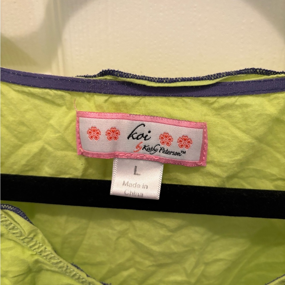 Koi Bridgette Lime Green scrub top  with Floral Design - Picture 5 of 6